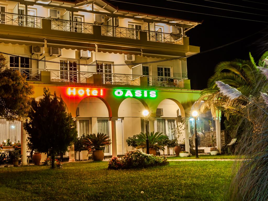 Oasis Apartments 