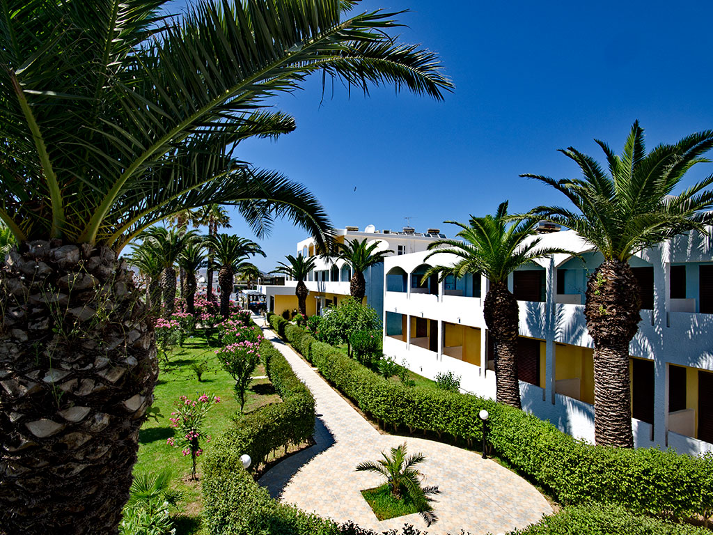 Tropical Sol  Hotel 