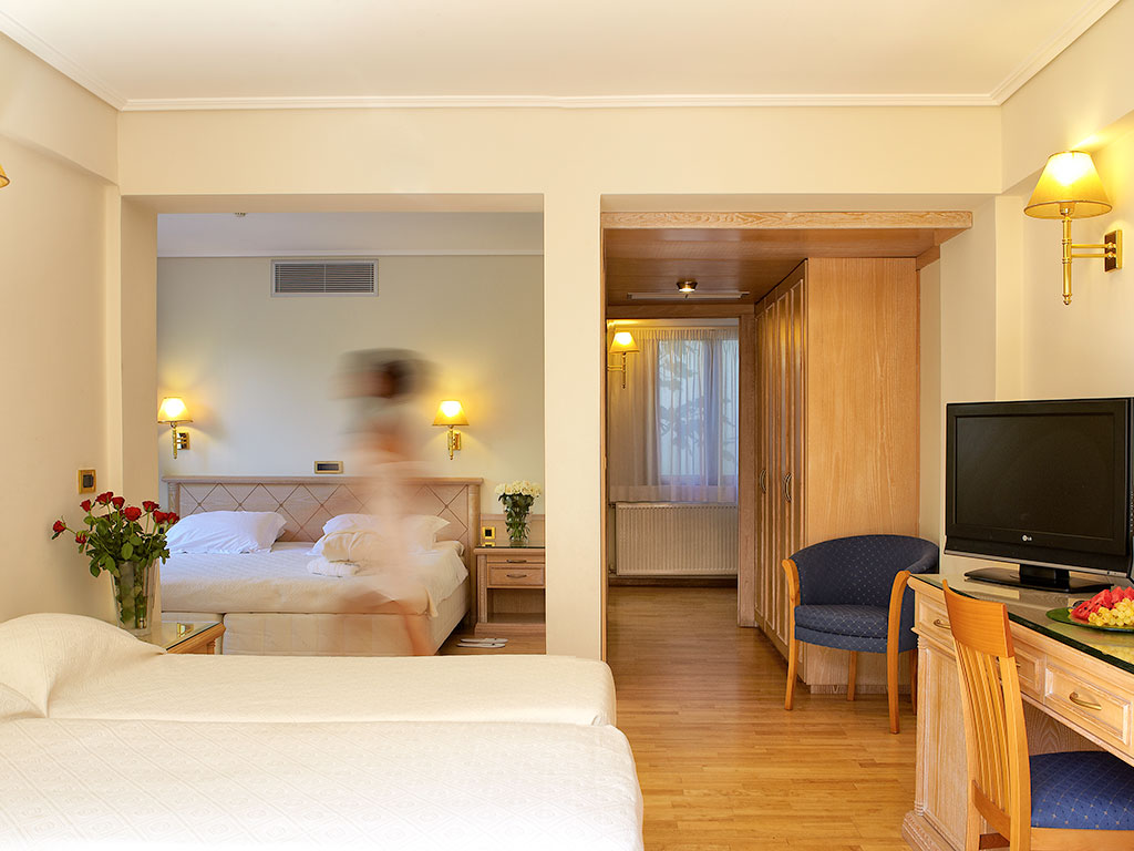 Negroponte Resort Eretria: Family Room