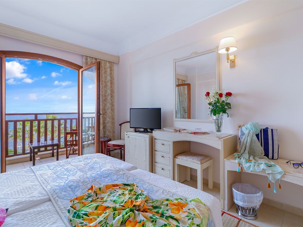 Creta Star Hotel: Sea View Room 