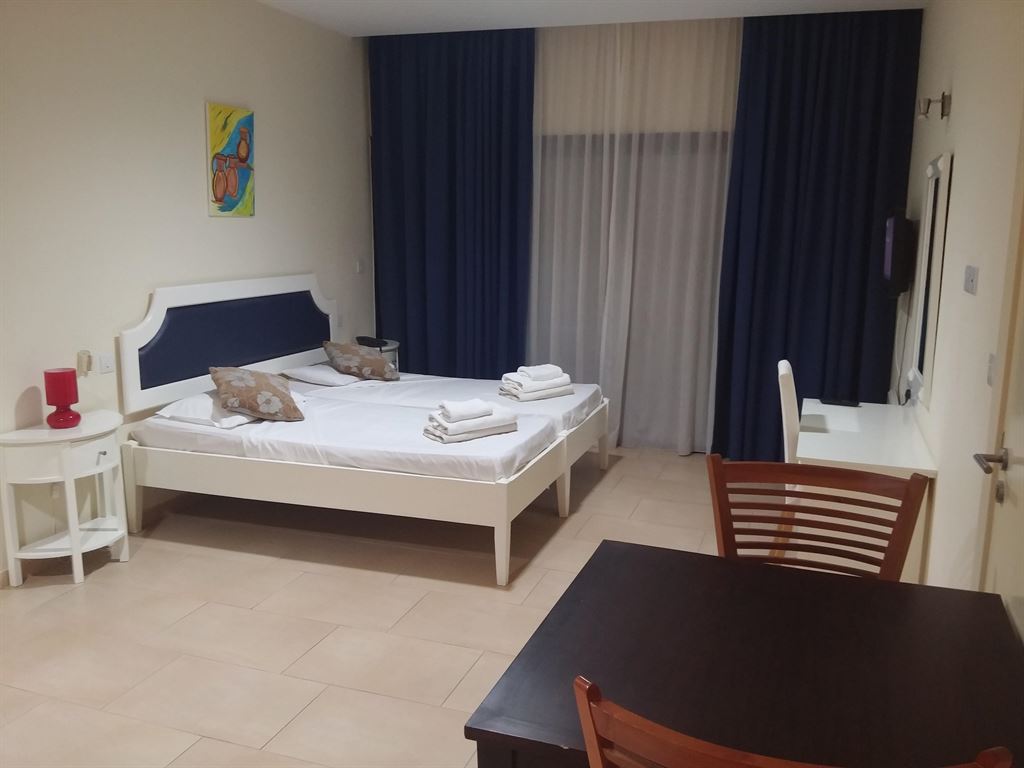 Royal Blue Hotel & Spa Paphos (ex. Pafiana Heights)  : Double Room