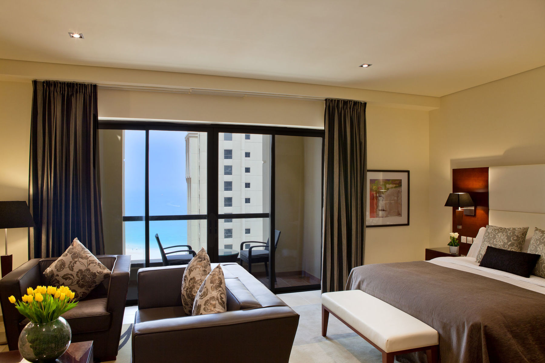 Ramada Plaza Jumeirah Beach Residence 4. Delta Hotels by Marriott Jumeirah Beach 4. Delta Hotels by Marriott Jumeirah Beach 4 Джумейра. Delta Hotels by Marriott, Jumeirah Beach Dubai (ex. Ramada Plaza Jumeirah Beach Residence) 4*ОАЭ.