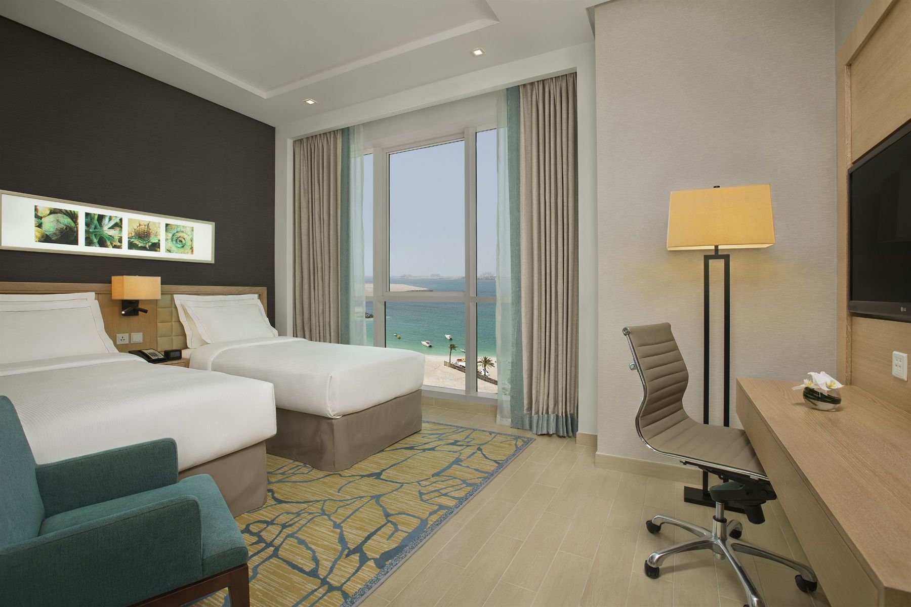 Doubletree dubai. DOUBLETREE by Hilton Дубай. DOUBLETREE by Hilton Dubai Jumeirah Beach 4. DOUBLETREE Hilton Дубай. DOUBLETREE by Hilton Dubai Jumeirah Beach 5.