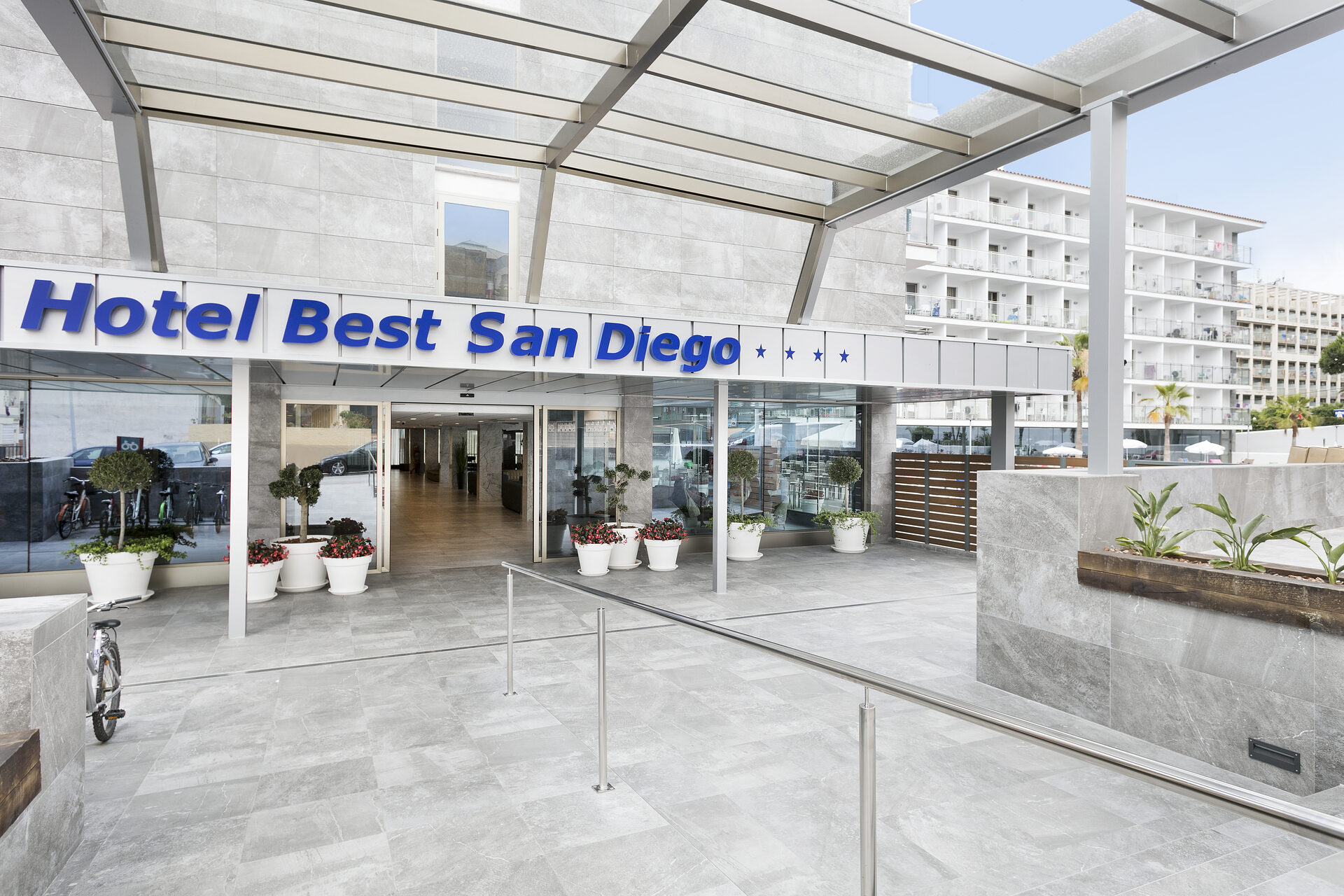 Better san. Отель Сан Диего Салоу. Испания Салоу отель Сан Диего. Гуд Сан. Best San Diego.