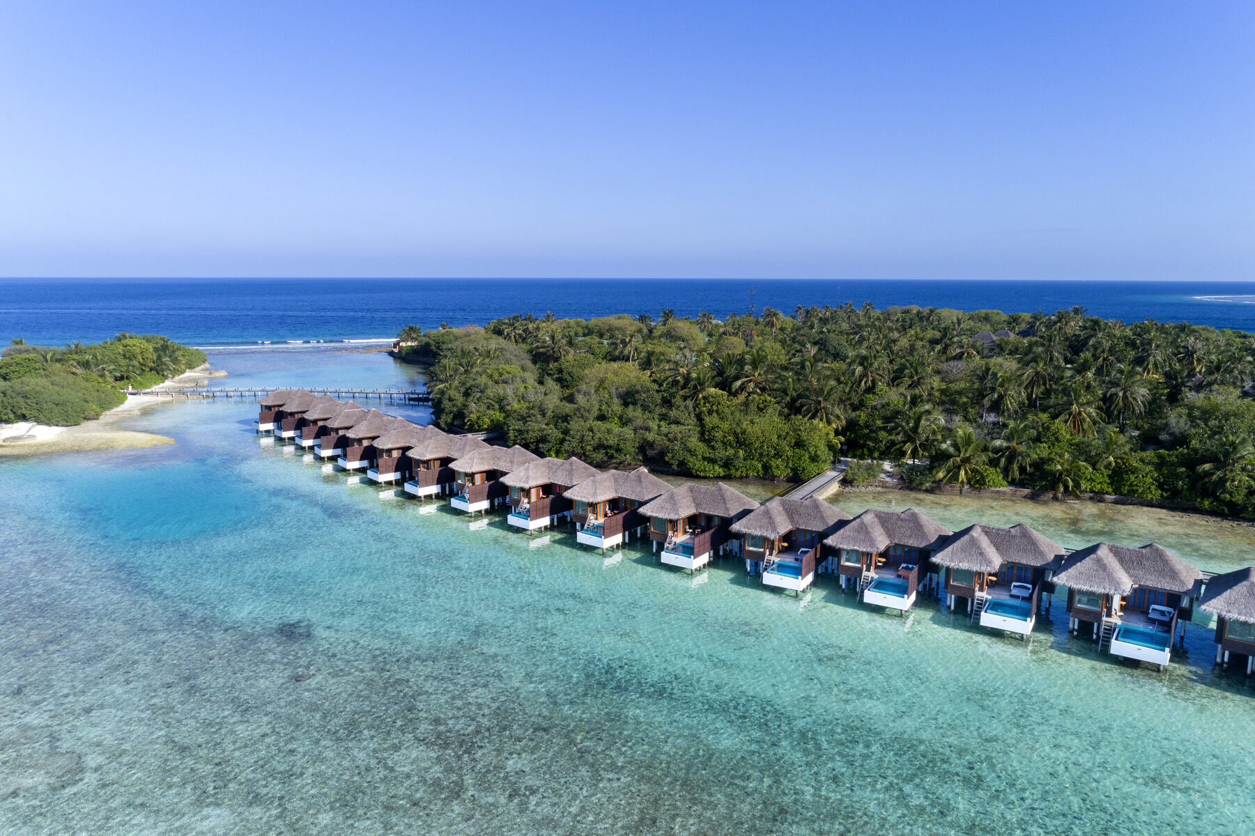 Sheraton Maldives Full Moon Resort Spa 5