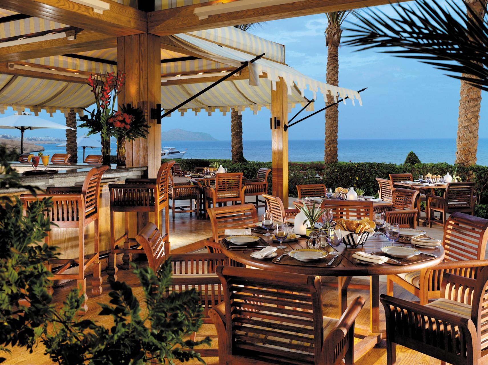 Махони шарм эль. Hyatt regency ssh) 5*. Барон резорт шарм-эль-шейх. Санторини ресторан отель фараана. Ресторан bad el-shar в каире.