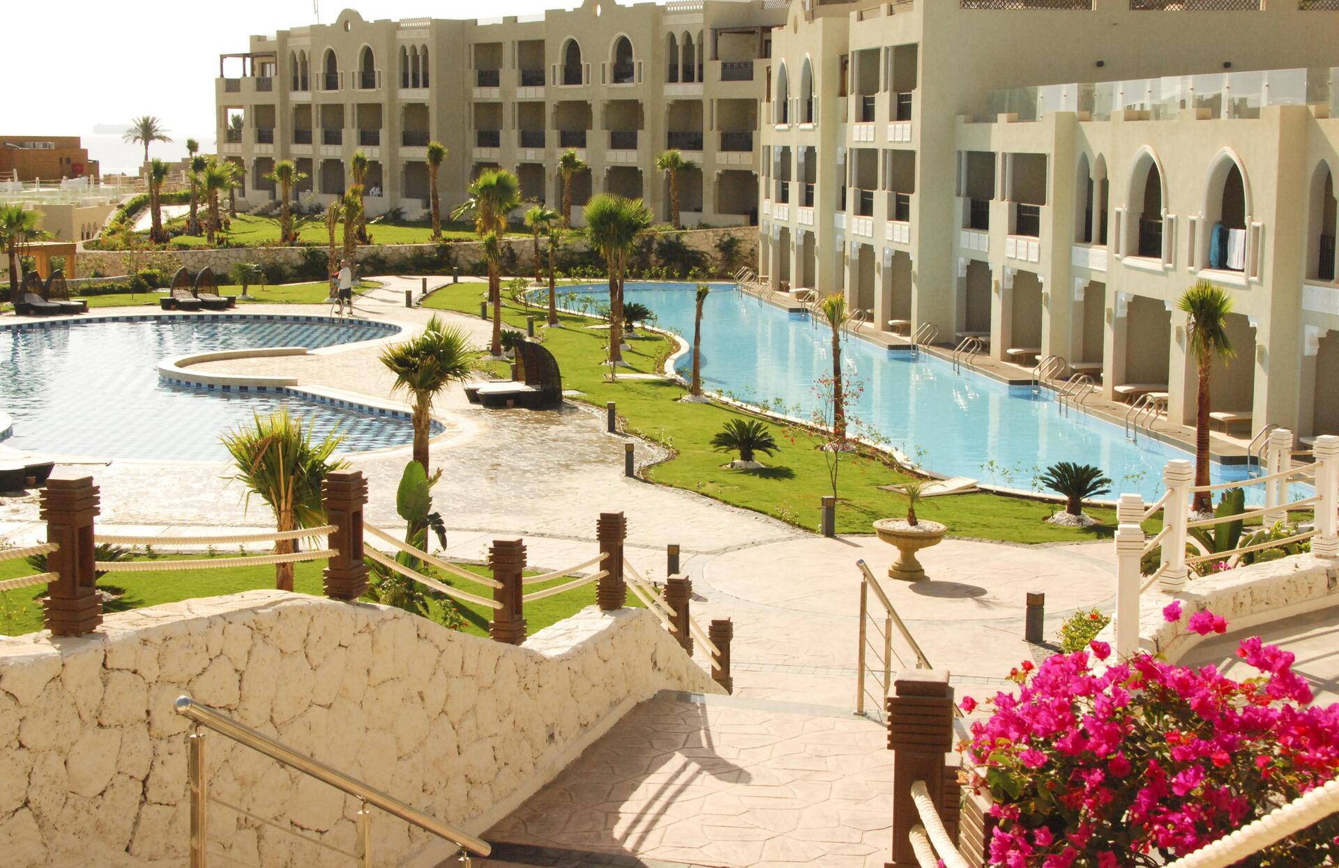 Sunrise arabian resort sharm. Sunrise Grand select Arabian Beach 5 Шарм-Эль-Шейх. Санрайз Египет Шарм-Эль-Шейх карта Арабиан. Санрайз Арабиан Бич Резорт Шарм-Эль-Шейх схема отеля. Sunrise Grand select Arabian Beach Resort - 5885 lari.