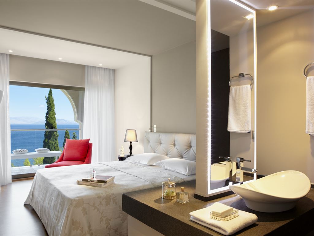 Marbella Corfu Hotel : Suite Sea View Bedroom