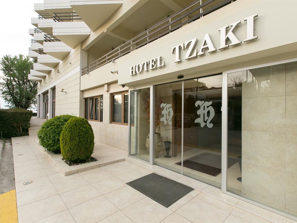 Tzaki Hotel