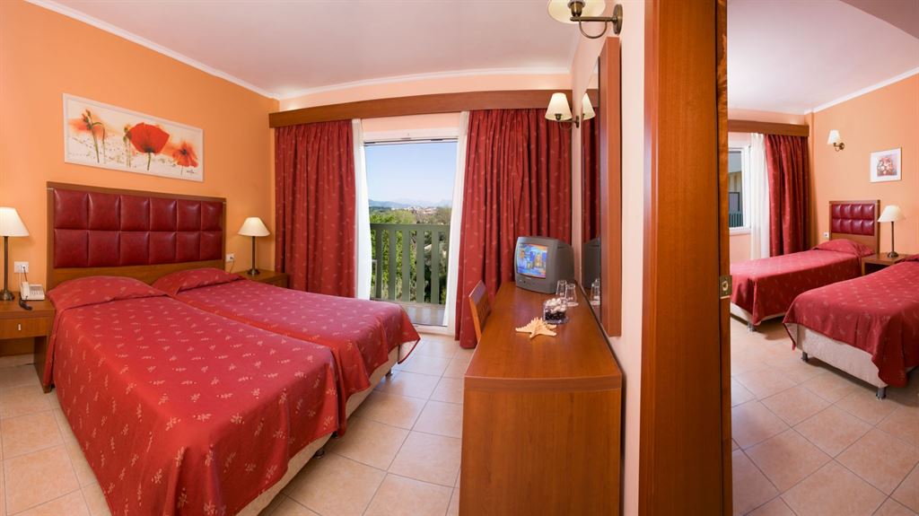 Ariti Grand Hotel: Family 2 Bedroom