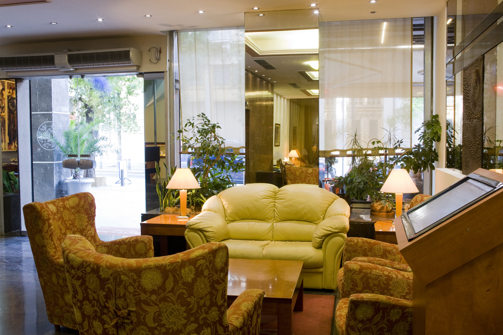 Arethusa Hotel: Lobby