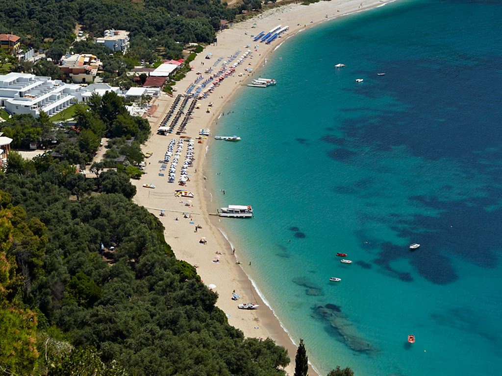 Lichnos Beach Hotel