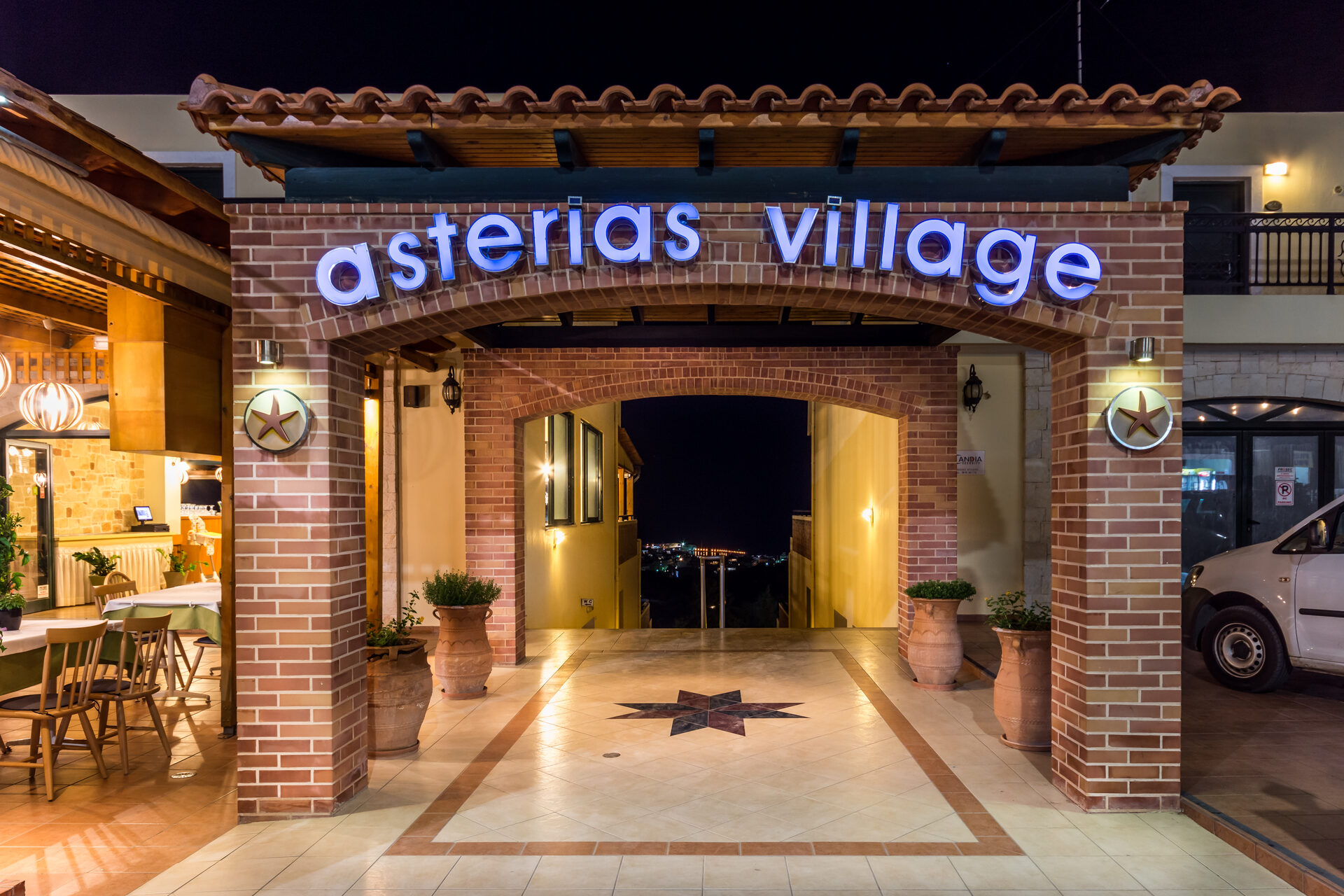 Asterias Village Apartments Hotel