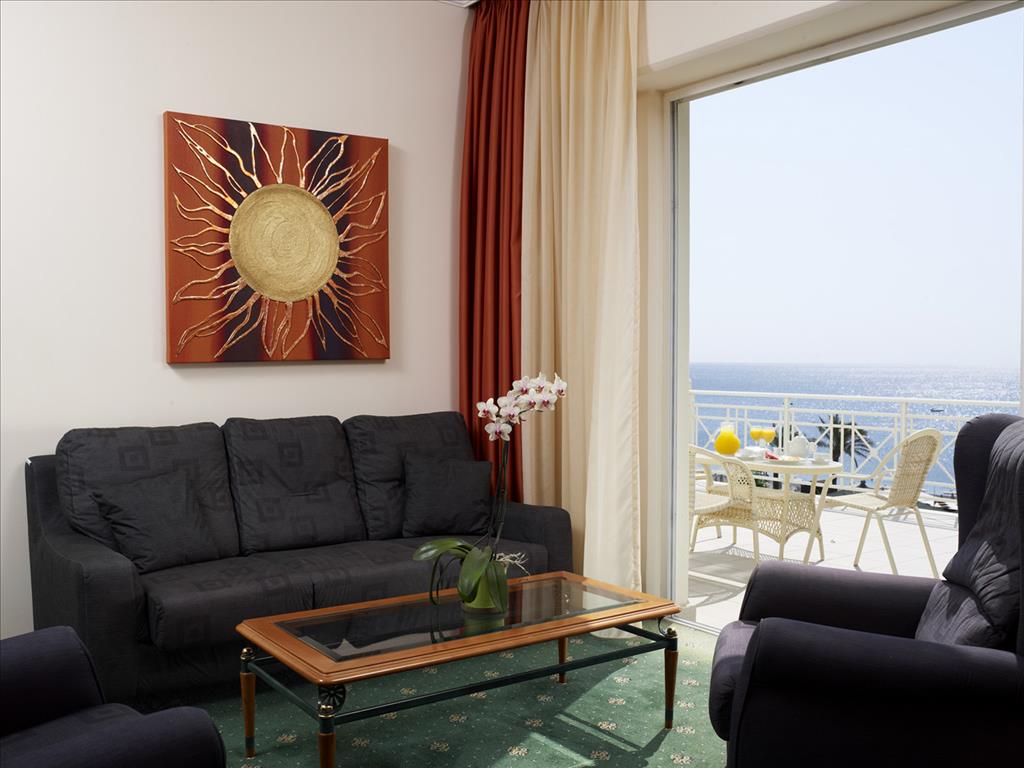 Rodos Palladium Leisure & Wellness Hotel: Suite Sea View