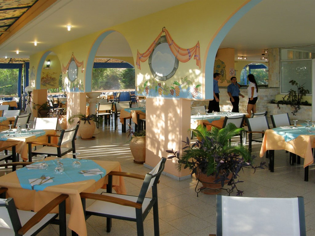 Pefkos Garden Hotel