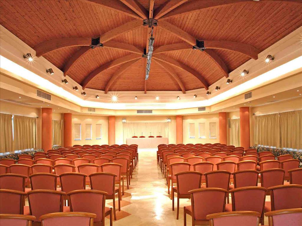Century Resort Hotel: Conference Hall