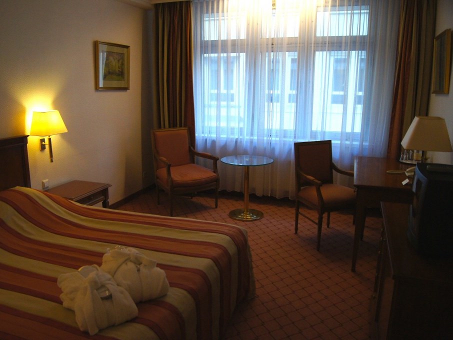 Roma Hotel (ex FG Royal Hotel)