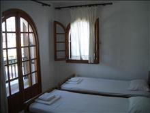 Tzogalis Apartments