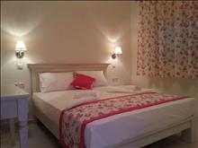 Rania Studios: Luxury Apartment