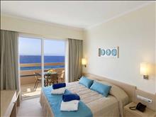 Sun Beach Resort Complex: Deluxe Suite SV Master Bedroom