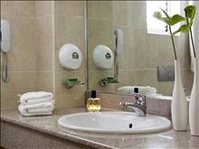 Smartline Cosmopolitan Hotel : Bathroom