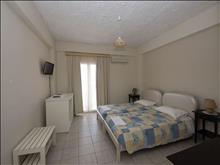 Kormoranos Beach Hotel