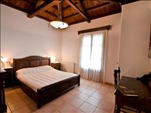 Villas Vatellis