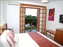 Smartline Kyknos Beach Hotel & Bungalows: Family Room
