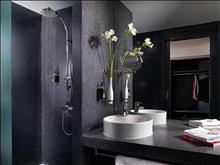 Airotel Patras Smart Hotel : Bathroom