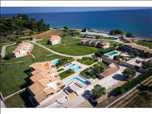 Nefeli Villas & Suites 