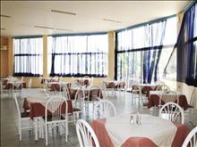 Happy Days Hotel