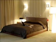 Uniqato Hotel 