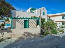 Mary Studios & Apartments