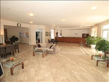 Yannis Hotel