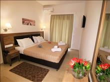 Yannis Hotel