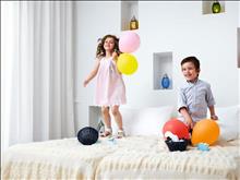 Amirandes Grecotel Exclusive Resort: Kids in rooms