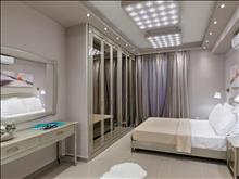 Kassandra Village Luxury Resort: Suite Deluxe 2-Bedrooms Private Pool 