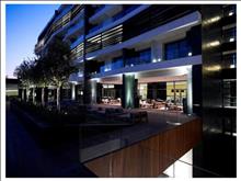 The Met Hotel