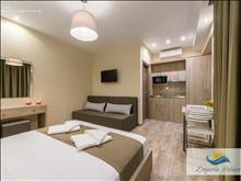 Lagaria Luxury Rooms & Apartments