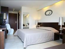 Golden Beach Hotel