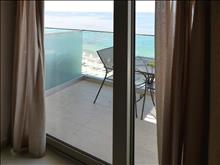 Golden Beach Hotel