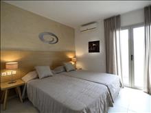 Golden Beach Hotel