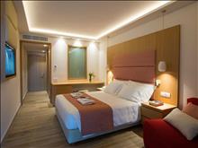 Amada Colossos Resort: Triple SV