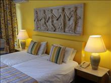 The Caravel Hotel: Double Room