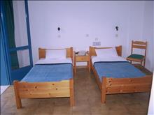 Friday Hotel: Double Room