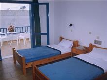 Friday Hotel: Double Room