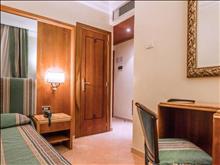 Noto Hotel