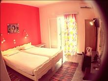 Avra Budget Beach Hotel