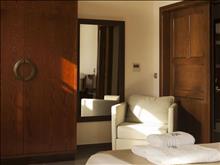 Krinos Suites Hotel