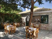 Akra Morea Apartments